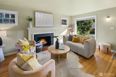 532 N 72nd Street , Seattle, WA 98103 - Photo 2