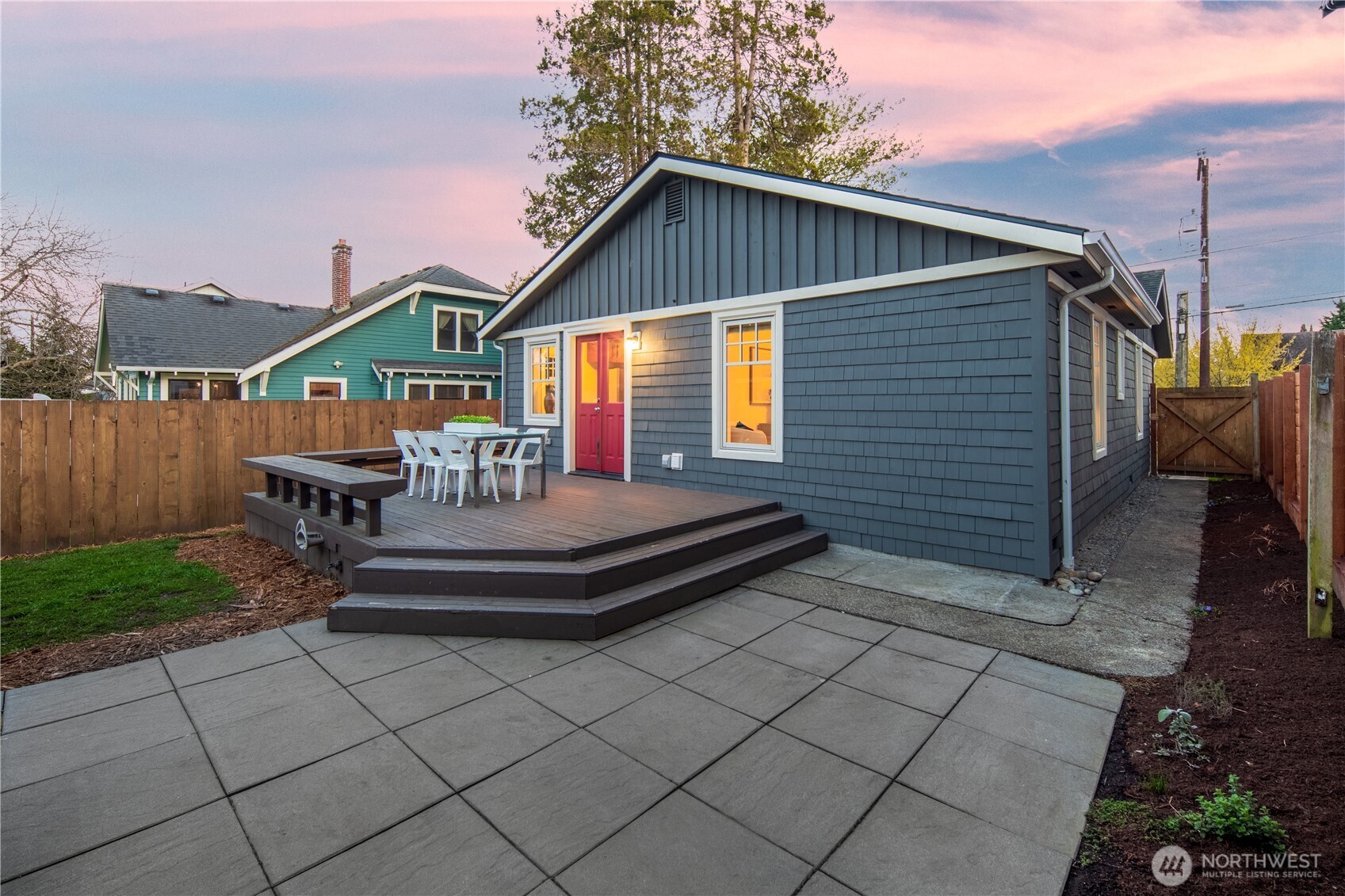 532 N 72nd Street , Seattle, WA 98103