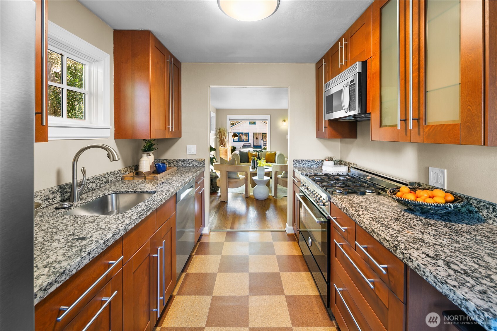 532 N 72nd Street , Seattle, WA 98103