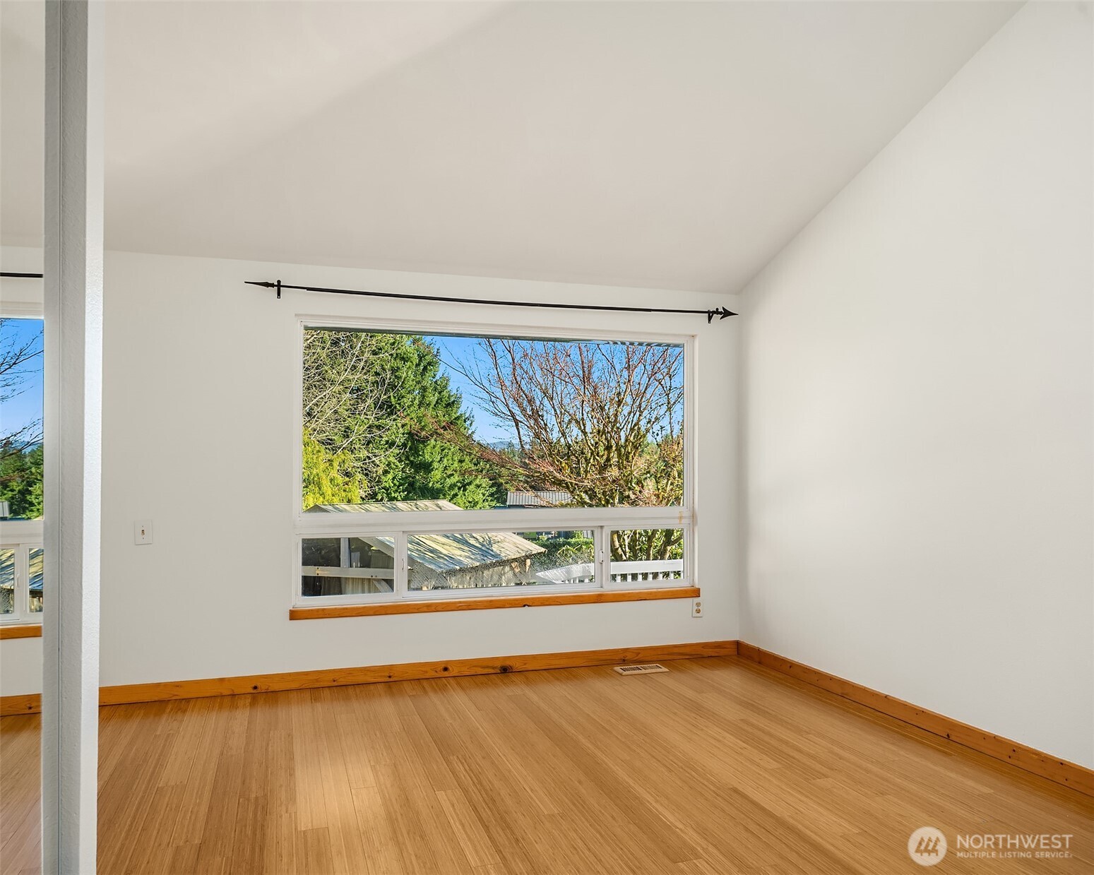 24025 75th Avenue SE, Woodinville, WA 98072