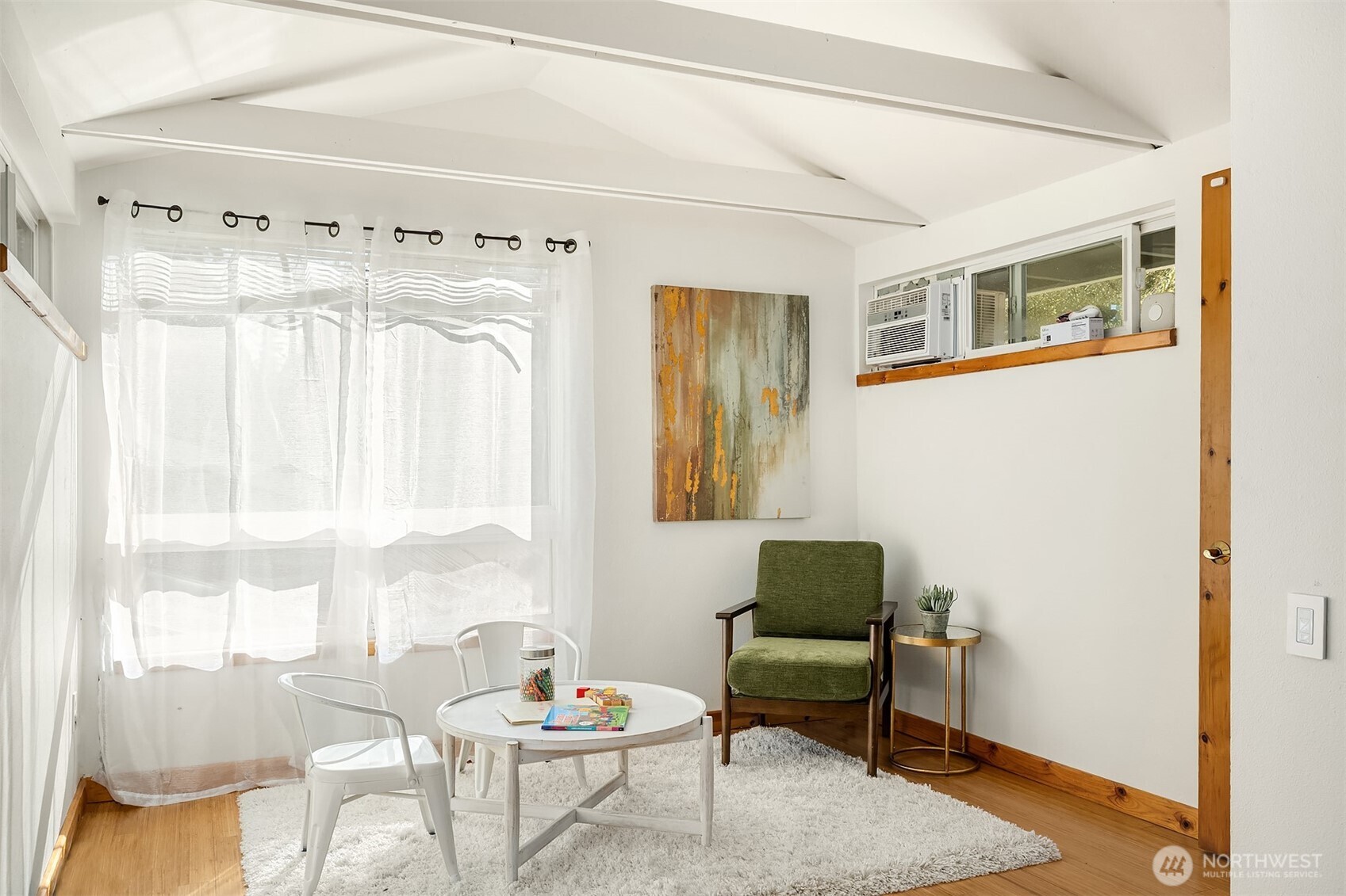 24025 75th Avenue SE, Woodinville, WA 98072