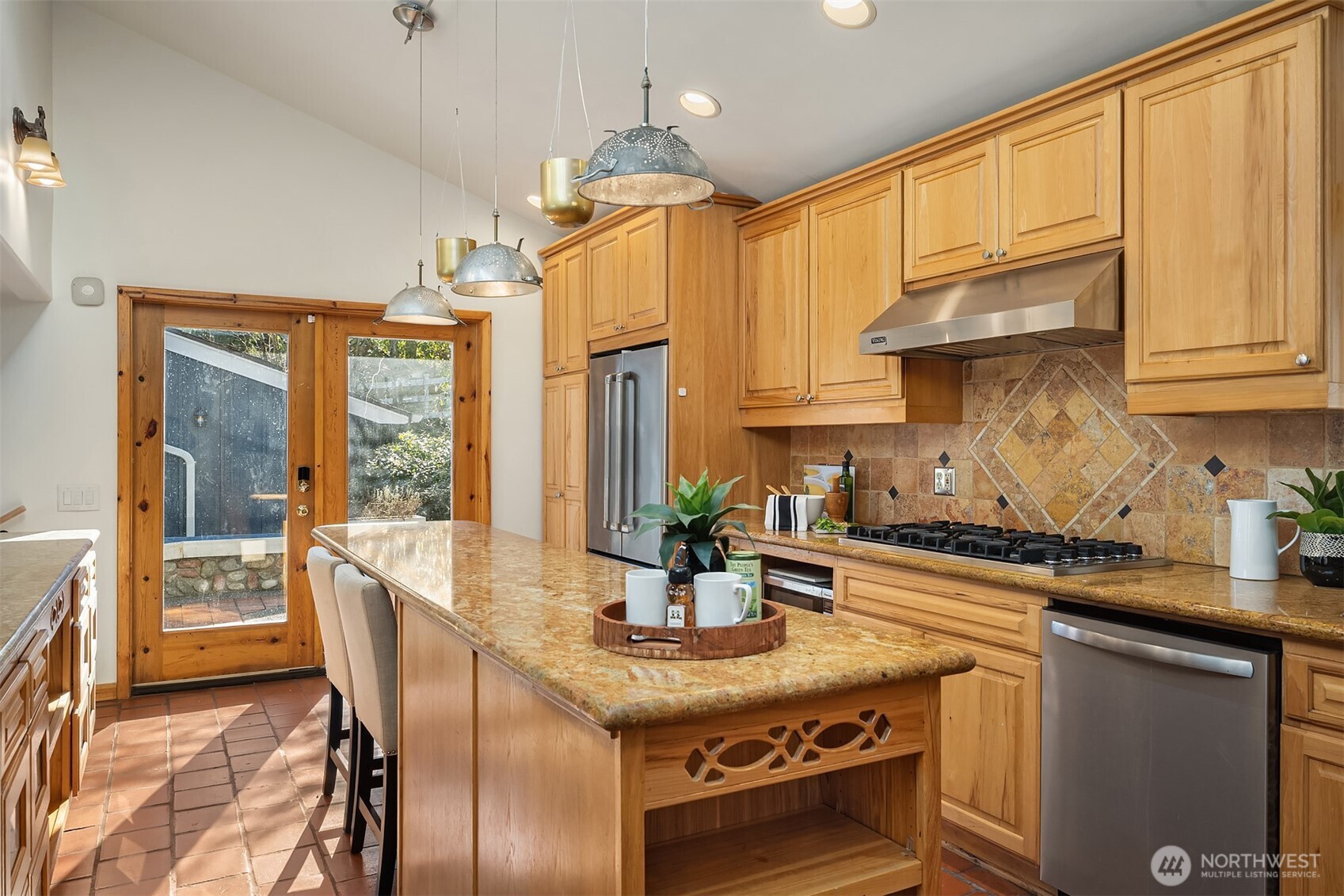 24025 75th Avenue SE, Woodinville, WA 98072