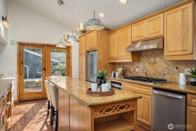 24025 75th Avenue SE, Woodinville, WA 98072 - Photo 4