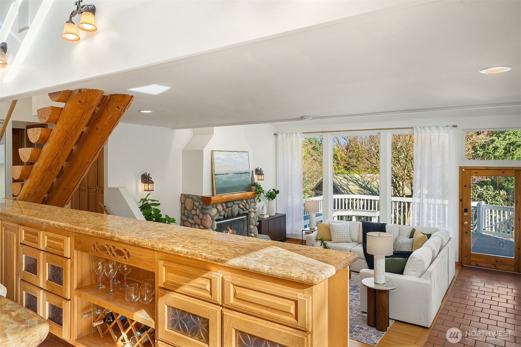 24025 75th Avenue SE, Woodinville, WA 98072