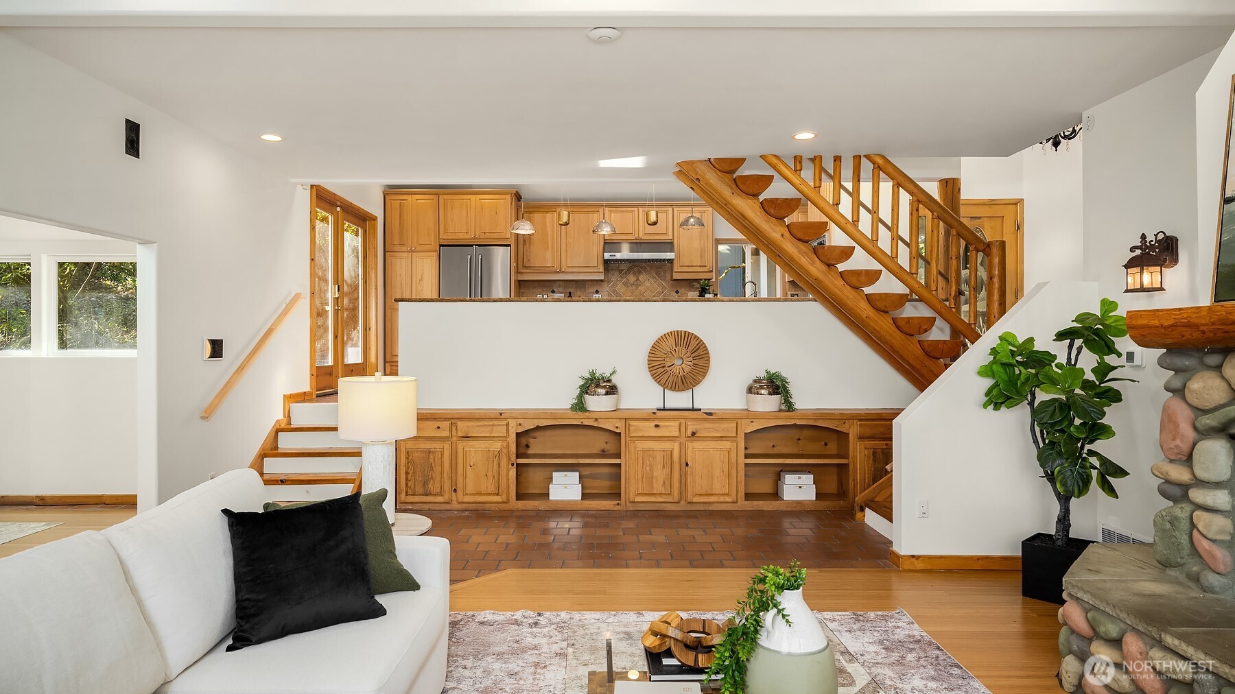 24025 75th Avenue SE, Woodinville, WA 98072