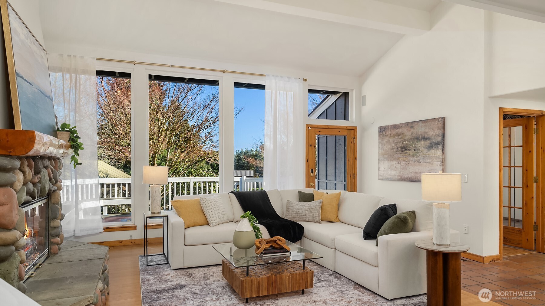 24025 75th Avenue SE, Woodinville, WA 98072