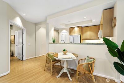 3900 2nd Avenue NE #207, Seattle, WA 98105 - Photo 17