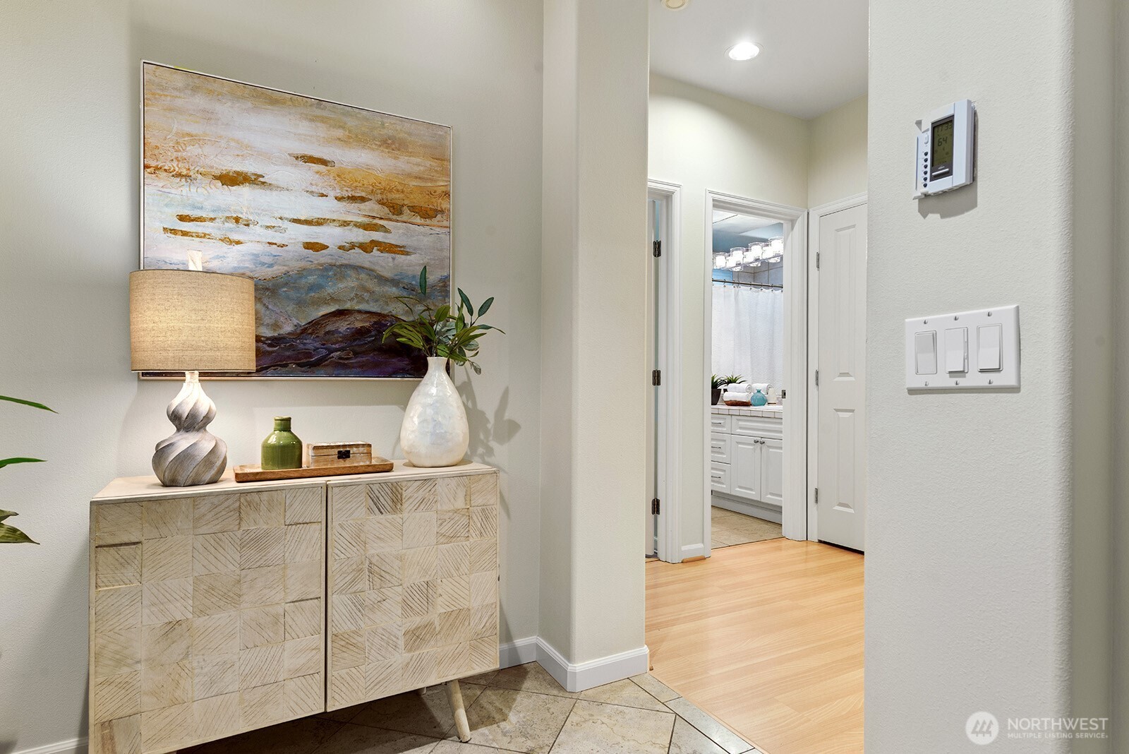 3900 2nd Avenue NE #207, Seattle, WA 98105