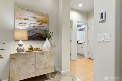 3900 2nd Avenue NE #207, Seattle, WA 98105 - Photo 6