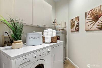 3900 2nd Avenue NE #207, Seattle, WA 98105 - Photo 10