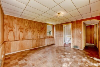 4573 Purdue Avenue NE, Seattle, WA 98105-2141 - Photo 20