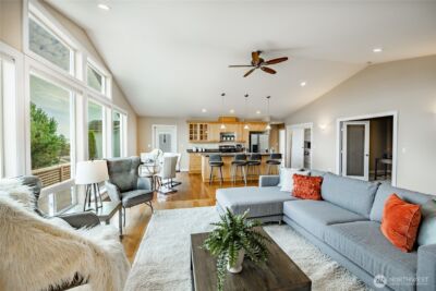 8124 Comox Rd , Blaine, WA 98230 - Photo 10