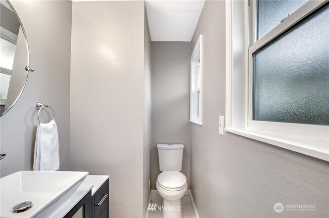 21230 38th Place W, Brier, WA 98036