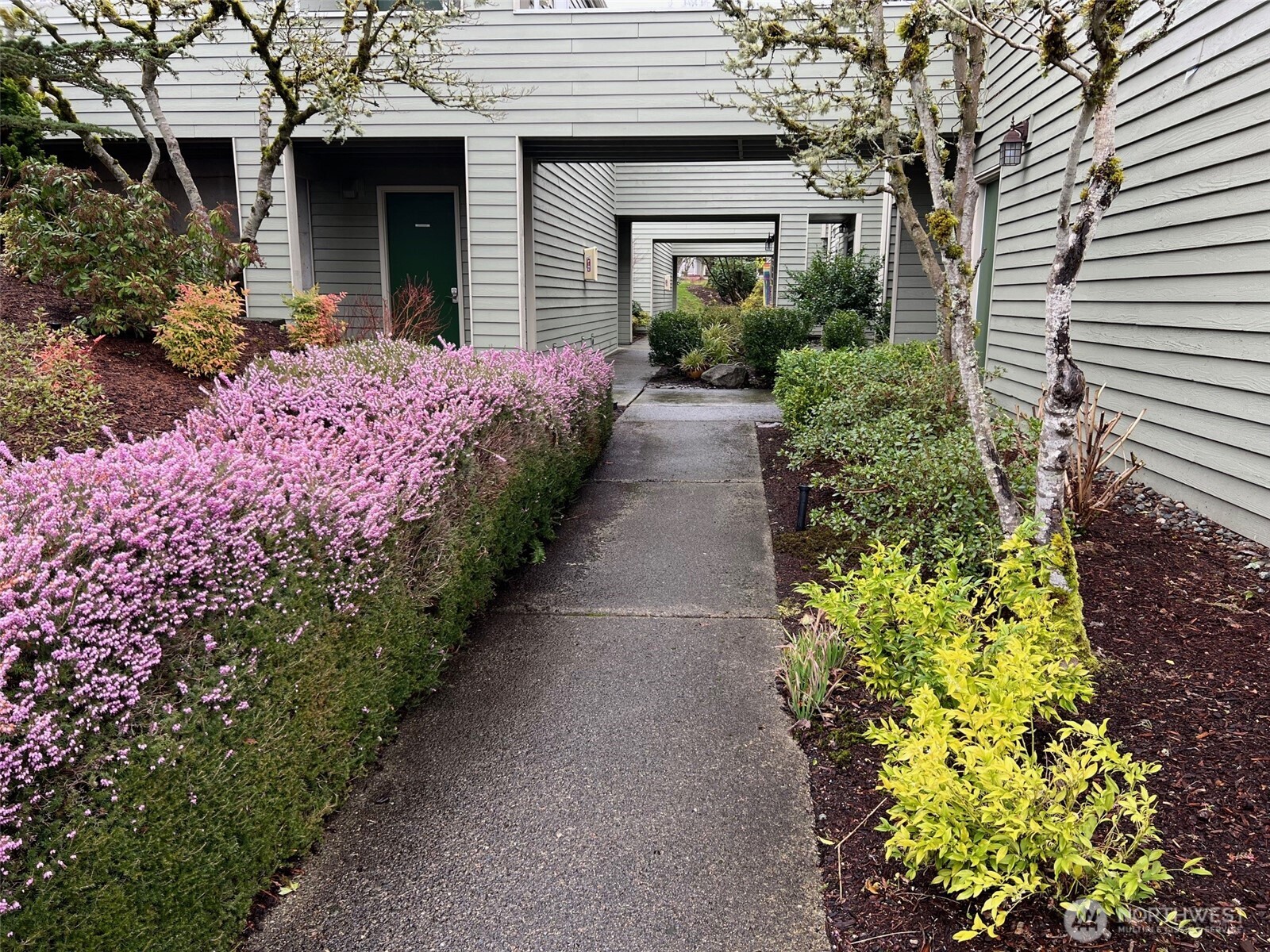 22142 SE 40th Lane #1121, Issaquah, WA 98029