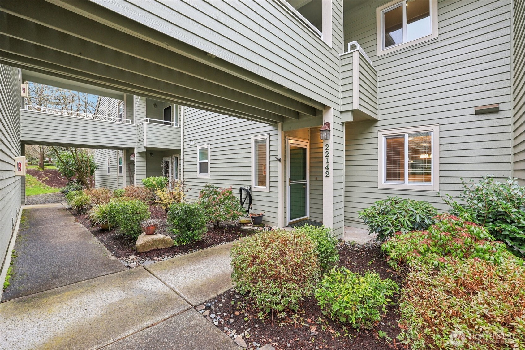 22142 SE 40th Lane #1121, Issaquah, WA 98029
