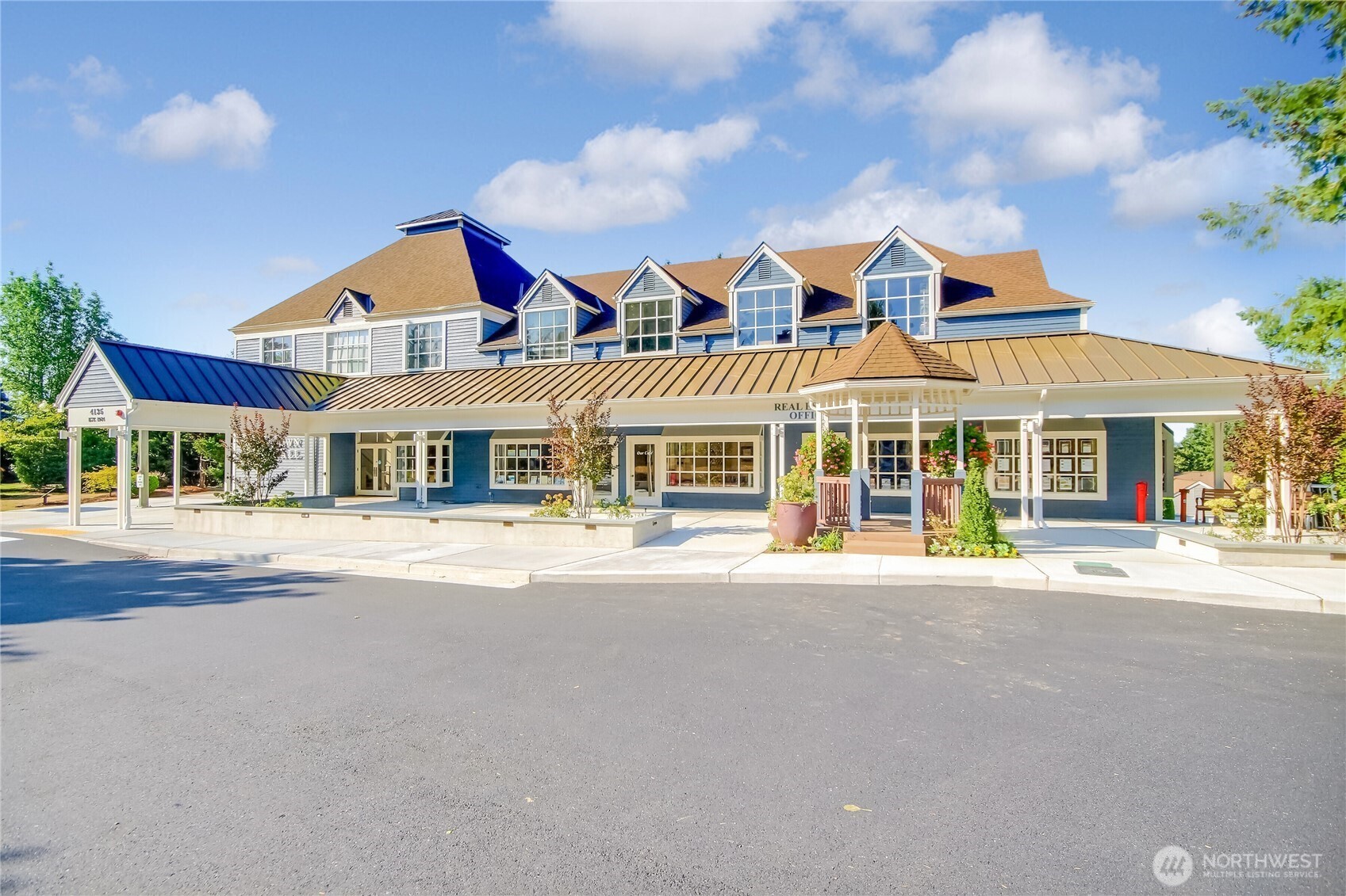 22142 SE 40th Lane #1121, Issaquah, WA 98029