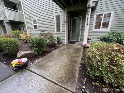 22142 SE 40th Lane #1121, Issaquah, WA 98029 - Photo 4