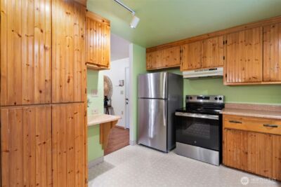 565 NE Ormsby Way , Bremerton, WA 98311 - Photo 18