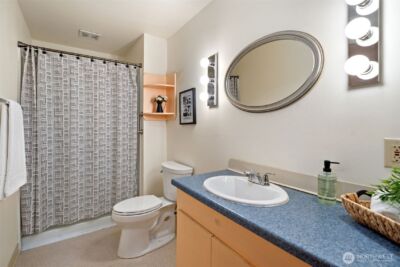 565 NE Ormsby Way , Bremerton, WA 98311 - Photo 23