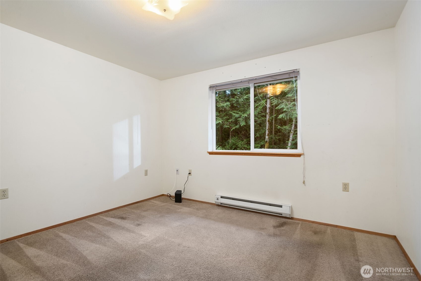 565 NE Ormsby Way , Bremerton, WA 98311