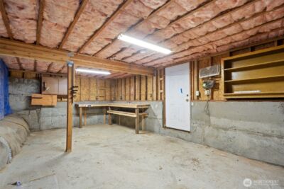 565 NE Ormsby Way , Bremerton, WA 98311 - Photo 35