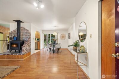 565 NE Ormsby Way , Bremerton, WA 98311 - Photo 9