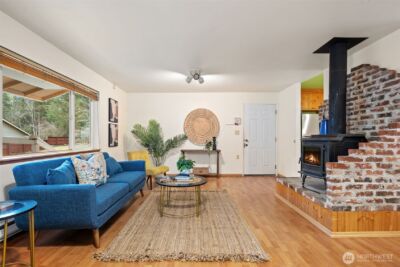 565 NE Ormsby Way , Bremerton, WA 98311 - Photo 10