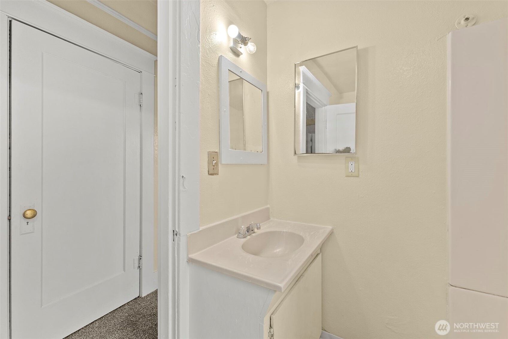 4315 S Yakima Avenue S, Tacoma, WA 98418