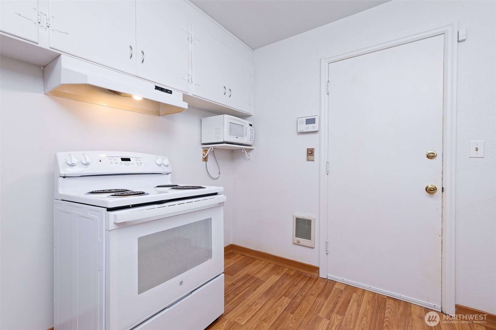 7212 S Bell Street , Tacoma, WA 98408