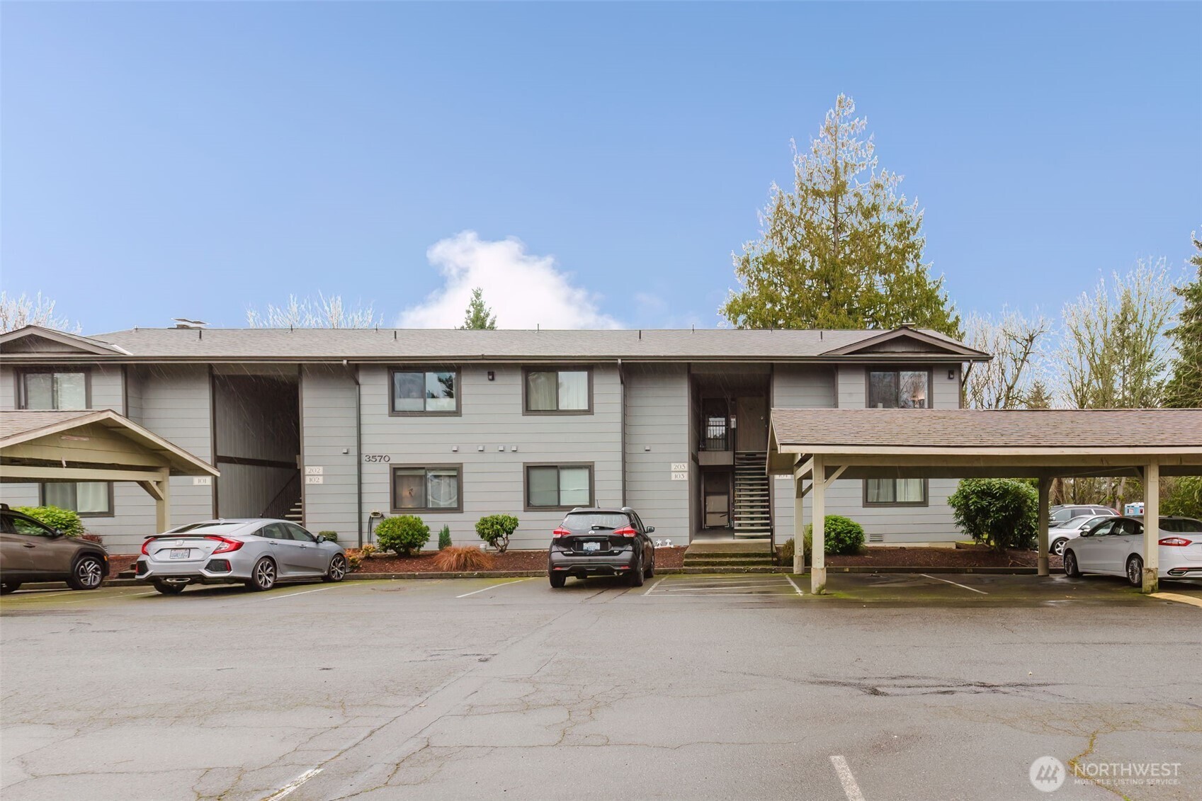 3570 Narrows View Lane #104, Bremerton, WA 98310