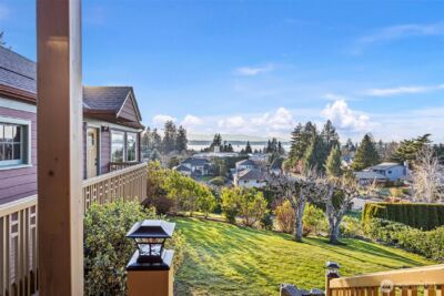 647 9th Avenue N, Edmonds, WA 98020 - Photo 24