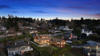 647 9th Avenue N, Edmonds, WA 98020 - Photo 36