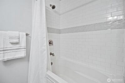 12639 NE 141st Way , Kirkland, WA 98034 - Photo 16