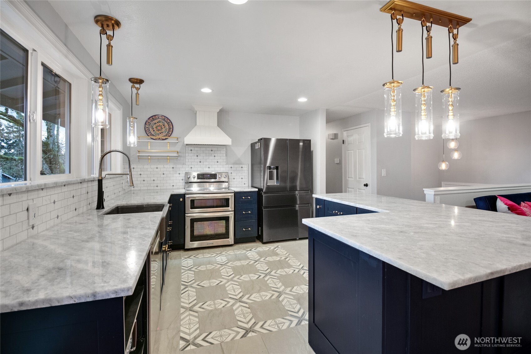 12639 NE 141st Way , Kirkland, WA 98034