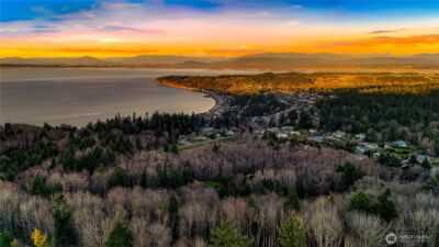 927 Grennan Place , Camano Island, WA 98282 - Photo 17