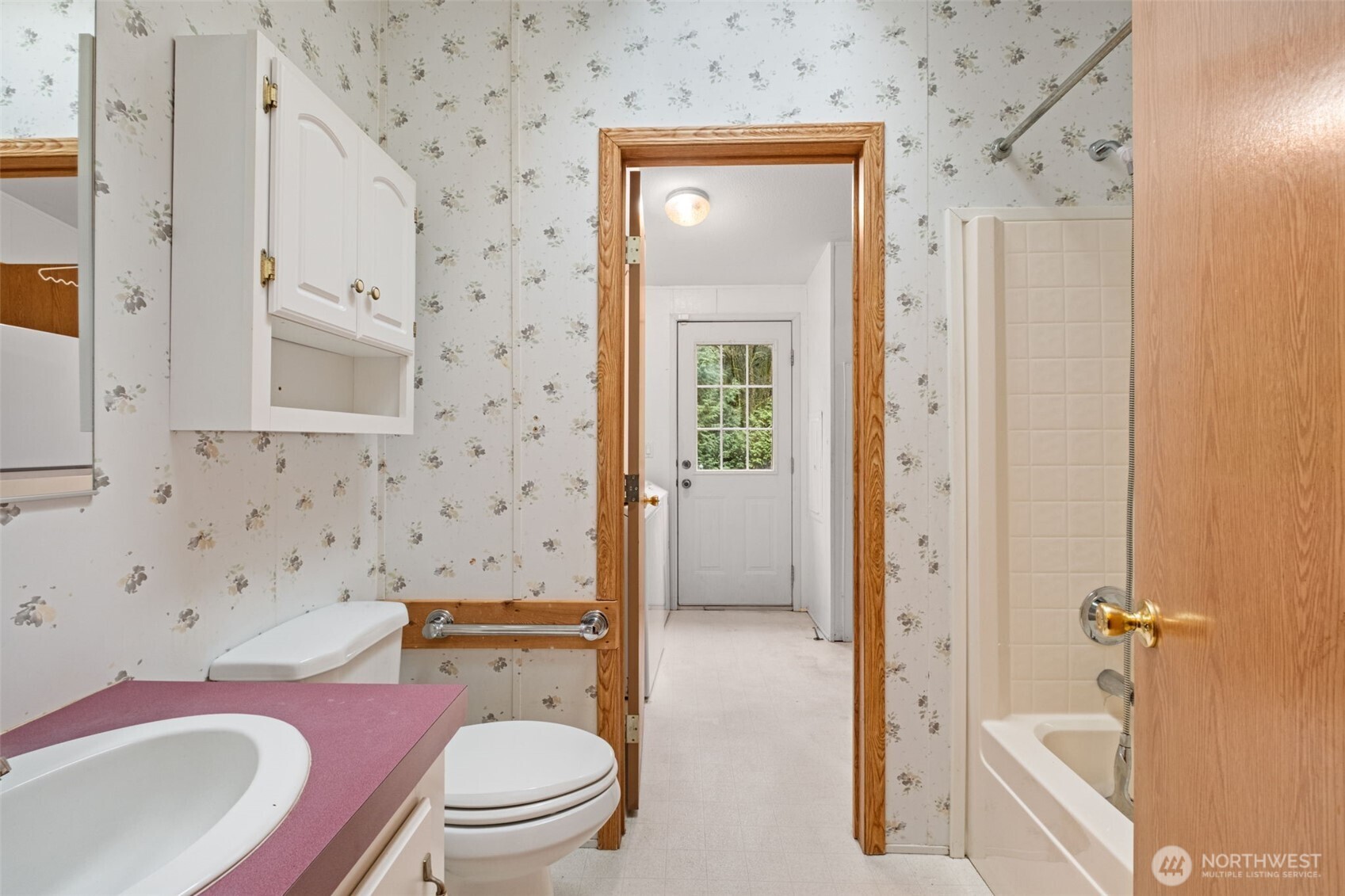 20481 Stephen Drive NE, Kingston, WA 98346