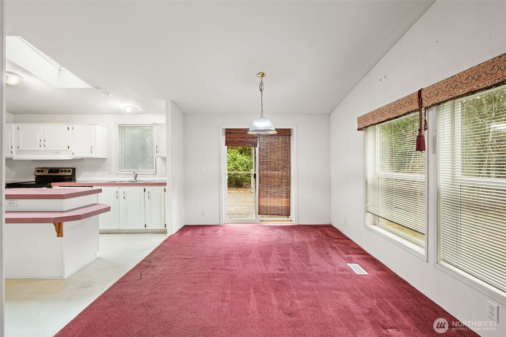 20481 Stephen Drive NE, Kingston, WA 98346