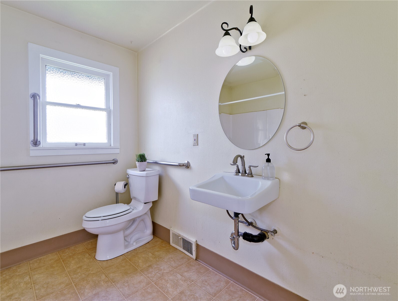 30 SE Bush Street , Issaquah, WA 98027