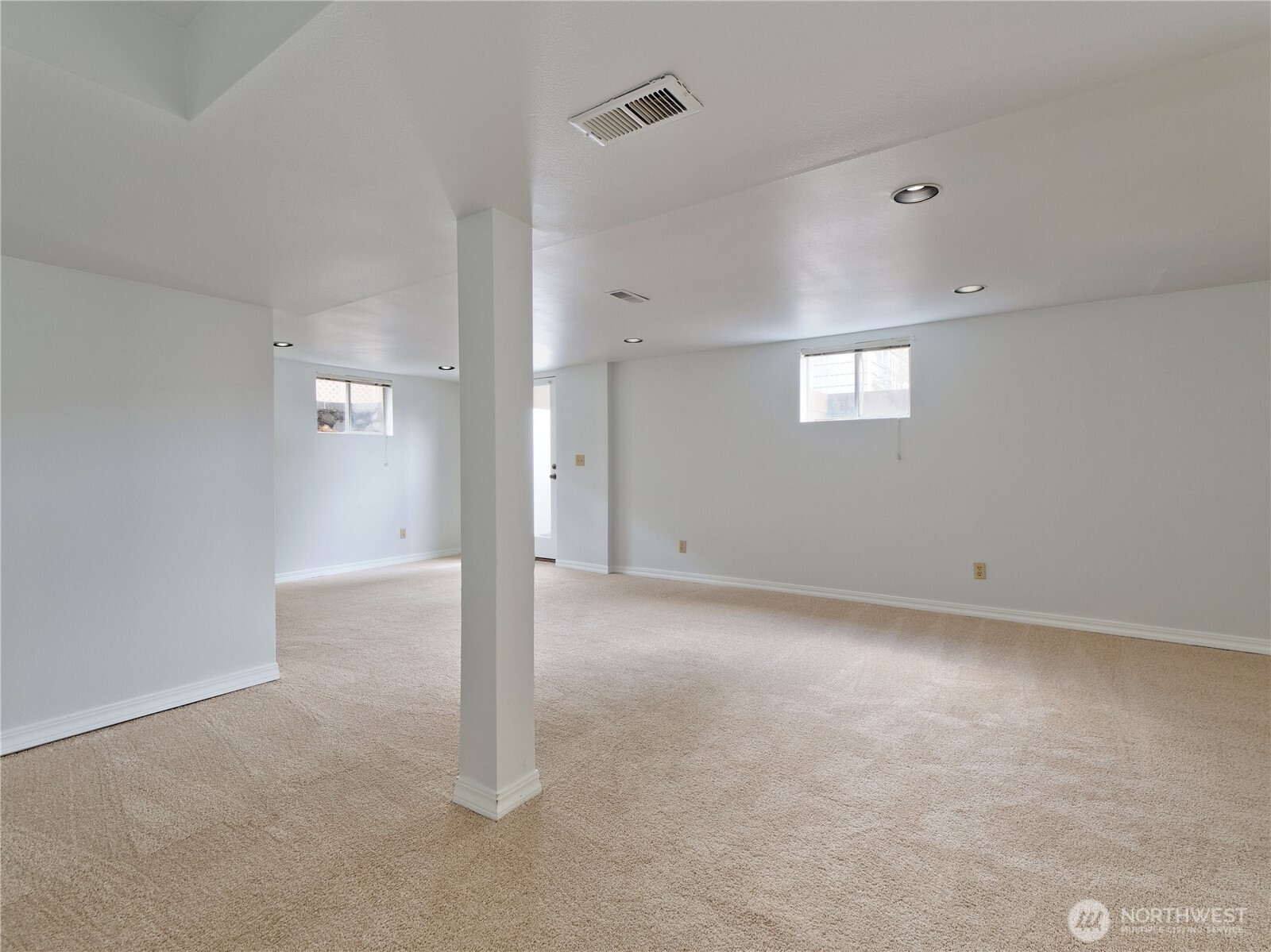 30 SE Bush Street , Issaquah, WA 98027