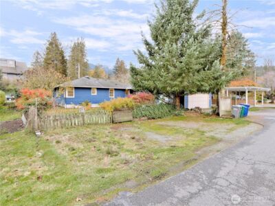 30 SE Bush Street , Issaquah, WA 98027 - Photo 27