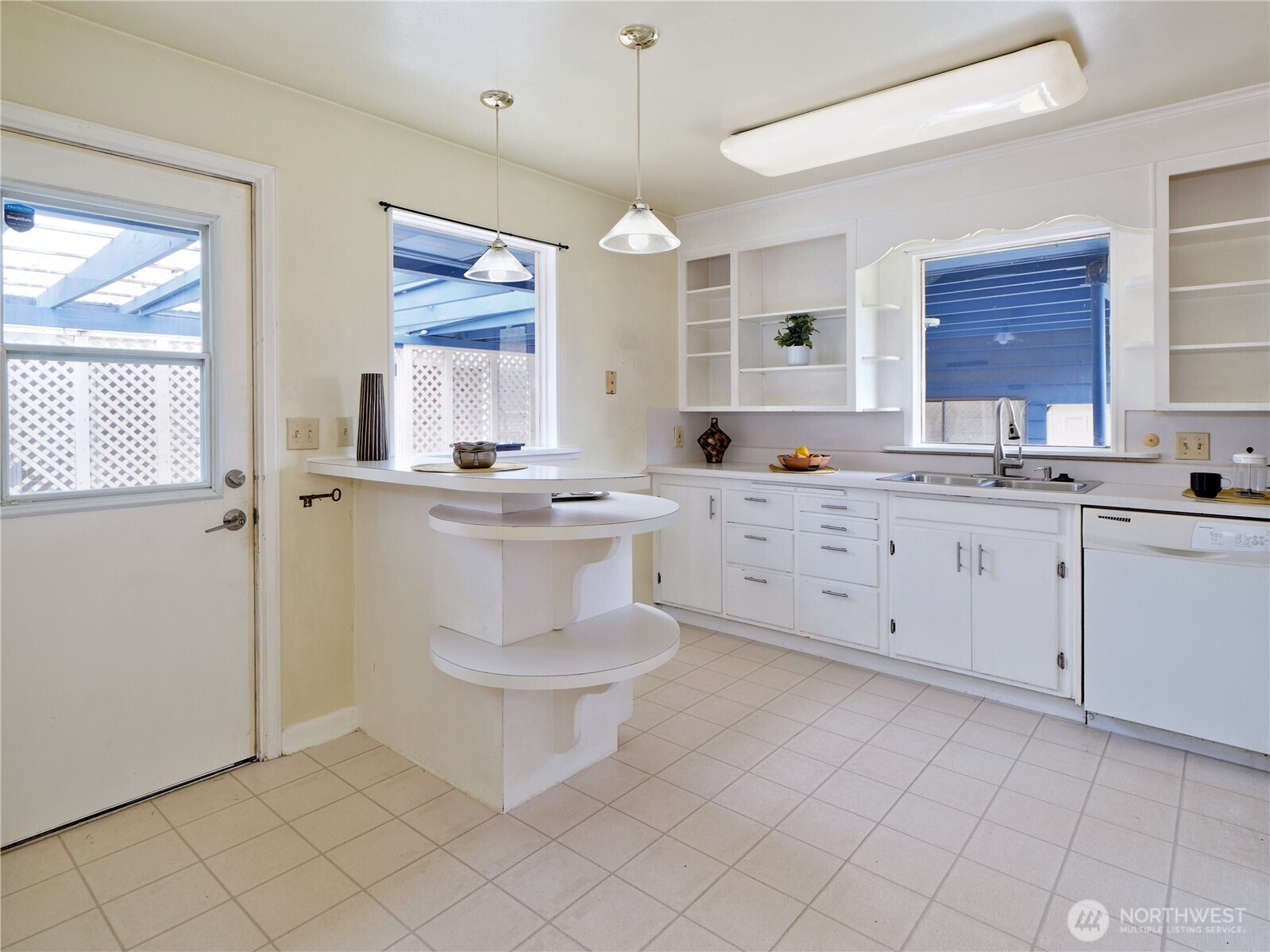 30 SE Bush Street , Issaquah, WA 98027