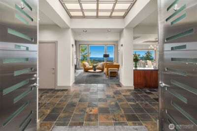 16812 SE 58th Place , Bellevue, WA 98006 - Photo 2