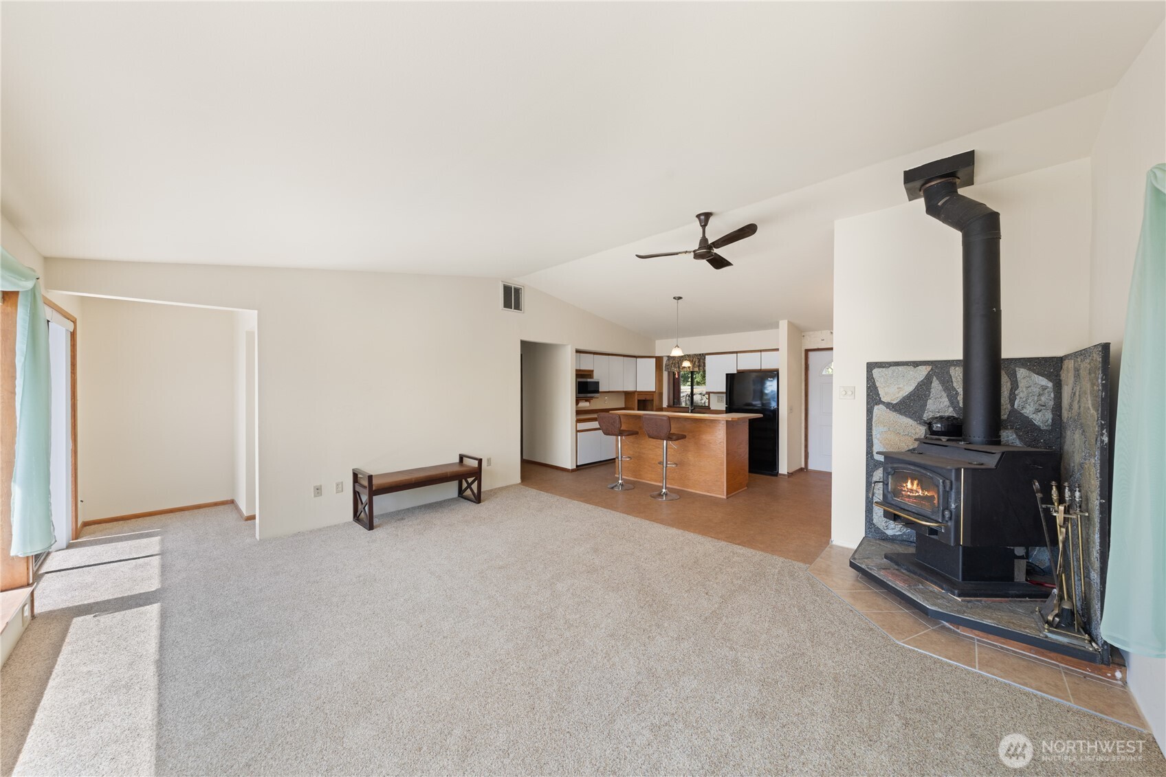 7541 Holiday Boulevard , Anacortes, WA 98221