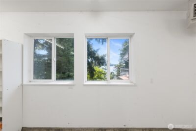 7541 Holiday Boulevard , Anacortes, WA 98221 - Photo 26