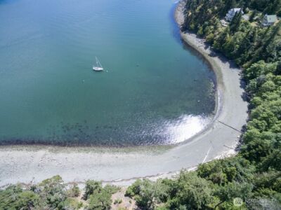 7541 Holiday Boulevard , Anacortes, WA 98221 - Photo 31