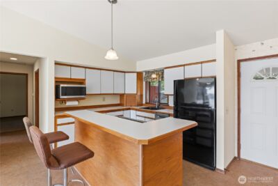 7541 Holiday Boulevard , Anacortes, WA 98221 - Photo 10