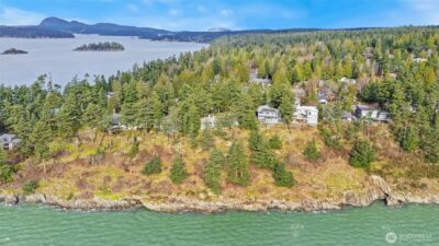 736 Tillamuk Drive , La Conner, WA 98257