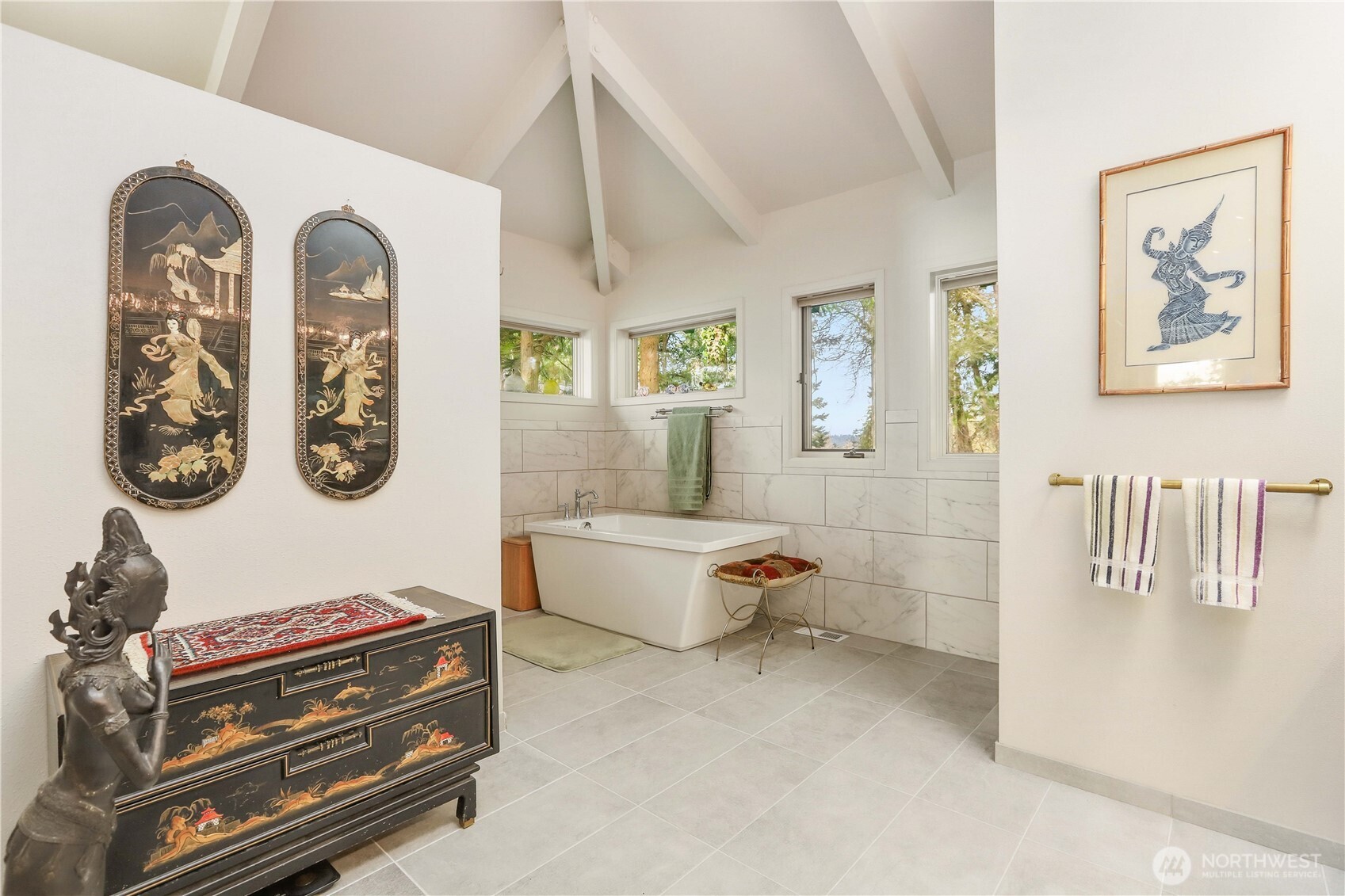 736 Tillamuk Drive , La Conner, WA 98257