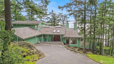 736 Tillamuk Drive , La Conner, WA 98257 - Photo 2