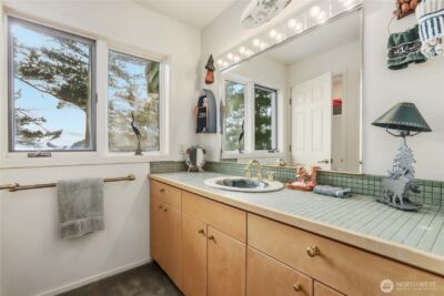 736 Tillamuk Drive , La Conner, WA 98257 - Photo 30